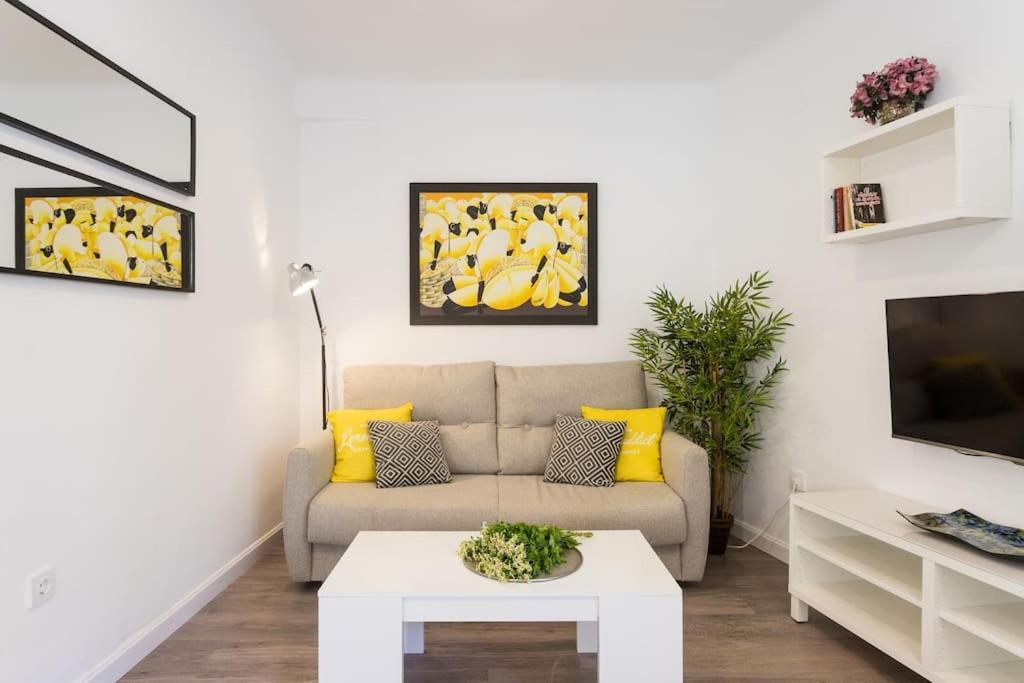 Apartamento Casco Historico , Playa Postiguet Alicante Exteriör bild
