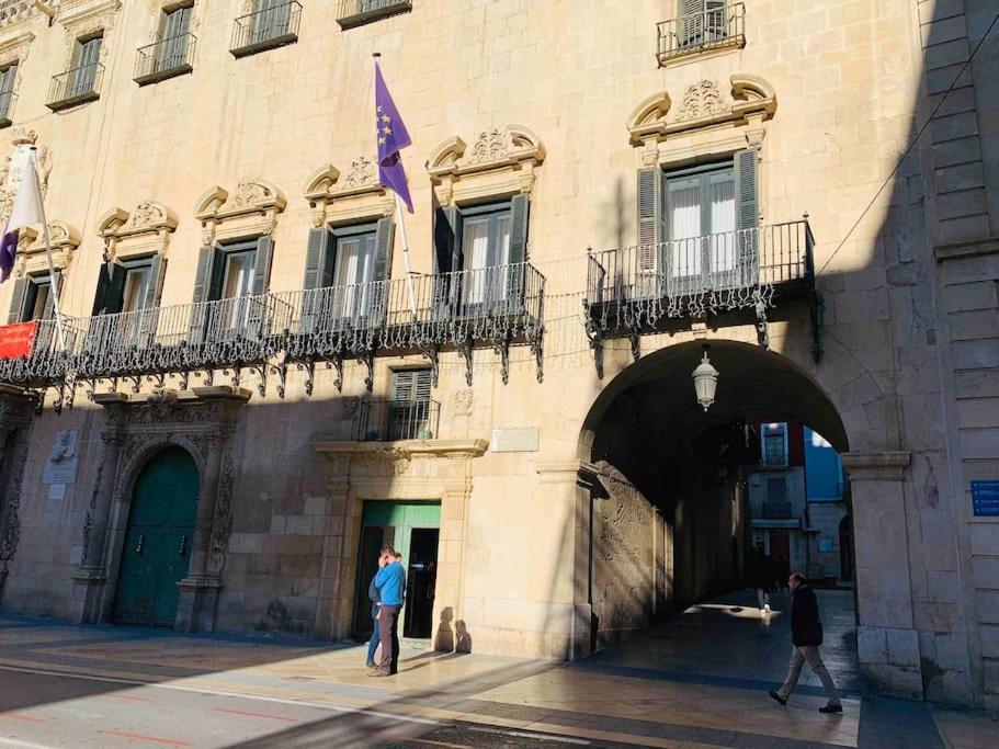 Apartamento Casco Historico , Playa Postiguet Alicante Exteriör bild
