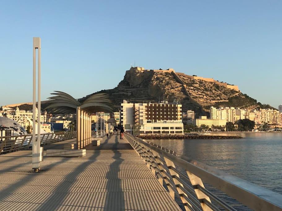 Apartamento Casco Historico , Playa Postiguet Alicante Exteriör bild